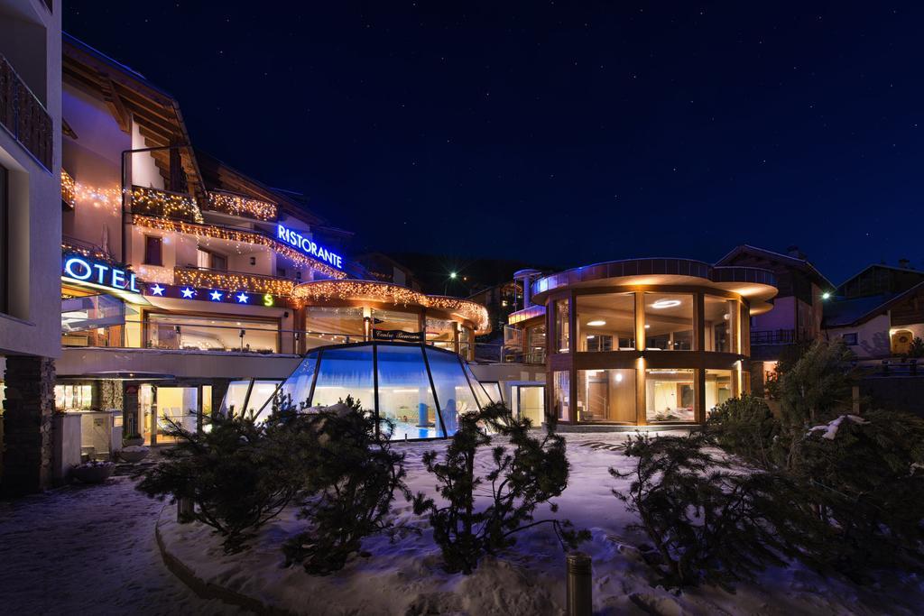 Hotel Baita Montana Ливиньо Екстериор снимка