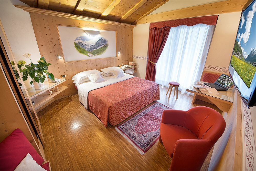 Hotel Baita Montana Ливиньо Екстериор снимка