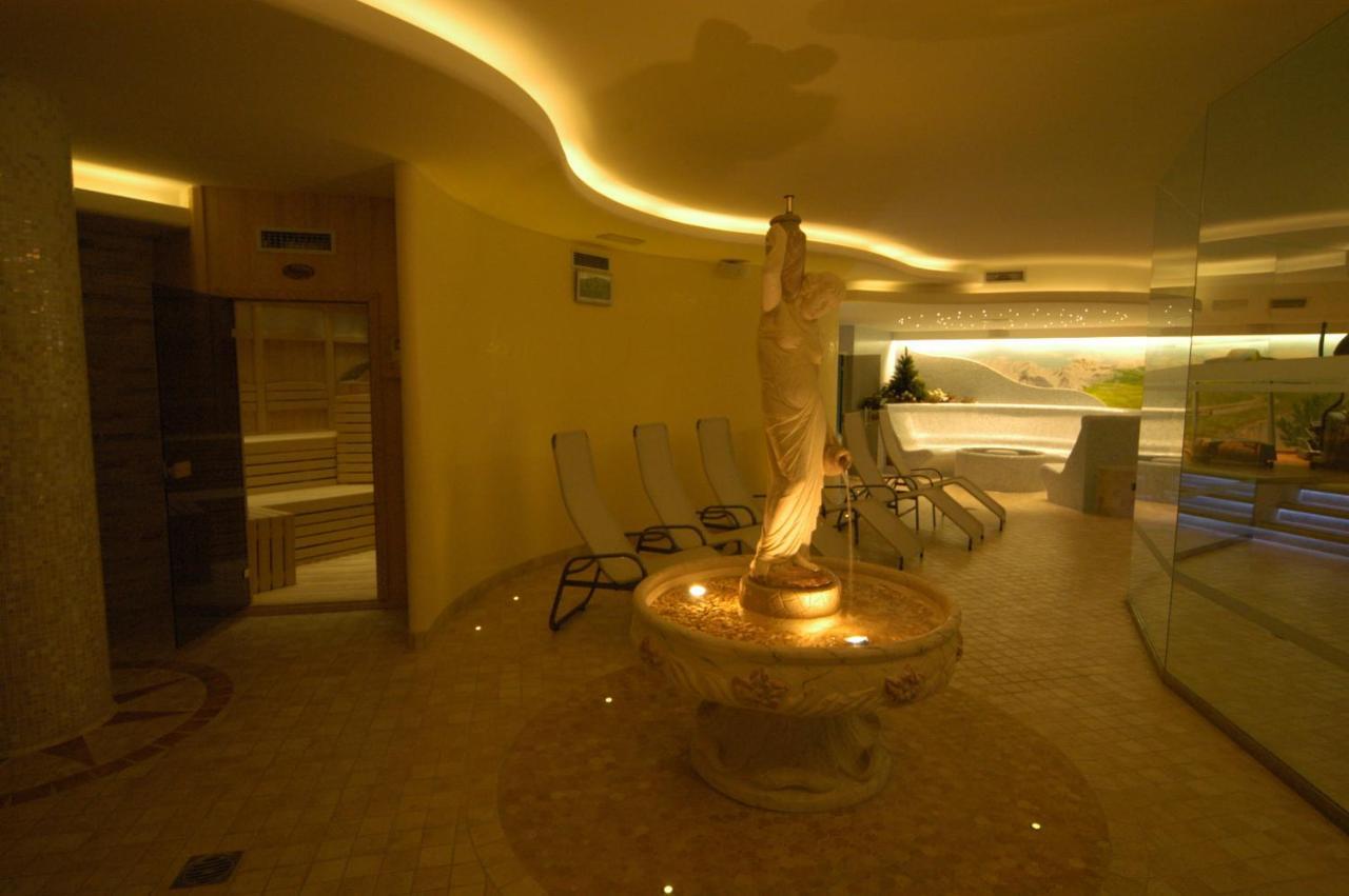 Hotel Baita Montana Ливиньо Екстериор снимка